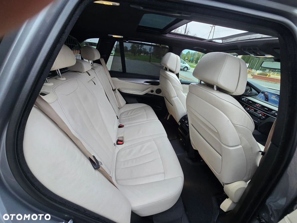 BMW X5 xDrive35i M Sport Edition - 38