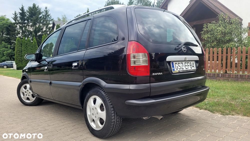 Opel Zafira 1.8 Elegance - 10