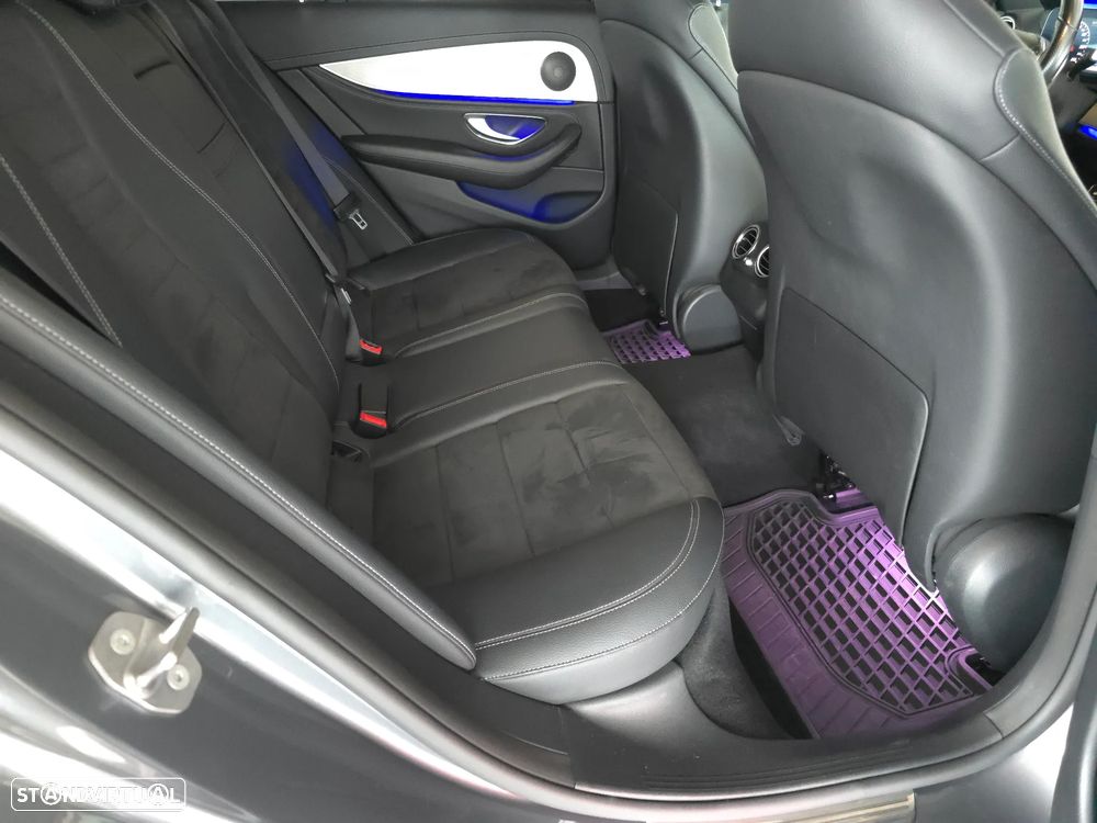 Mercedes-Benz E 350 d AMG - 24