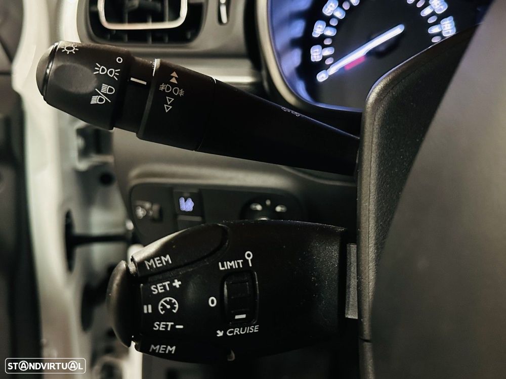 Citroën C3 1.2 PureTech Feel - 19