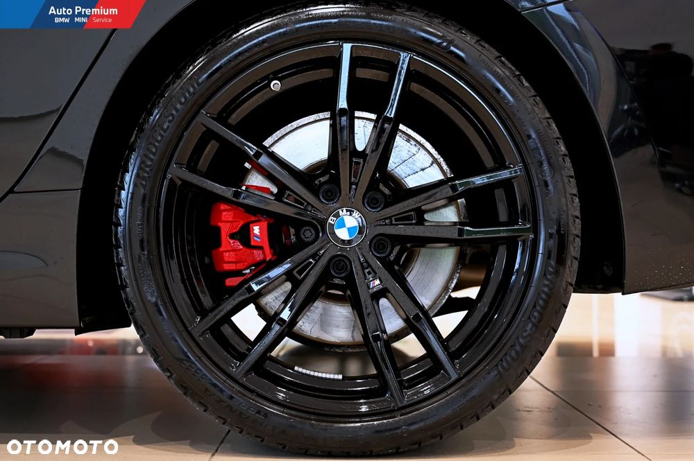BMW Seria 3 330i xDrive M Sport - 23