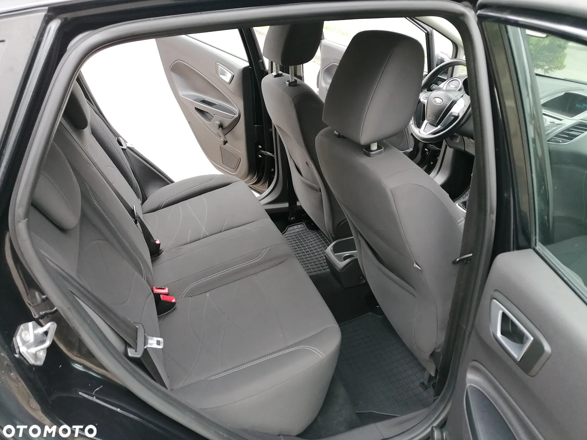 Ford Fiesta 1.25 Ambiente - 23