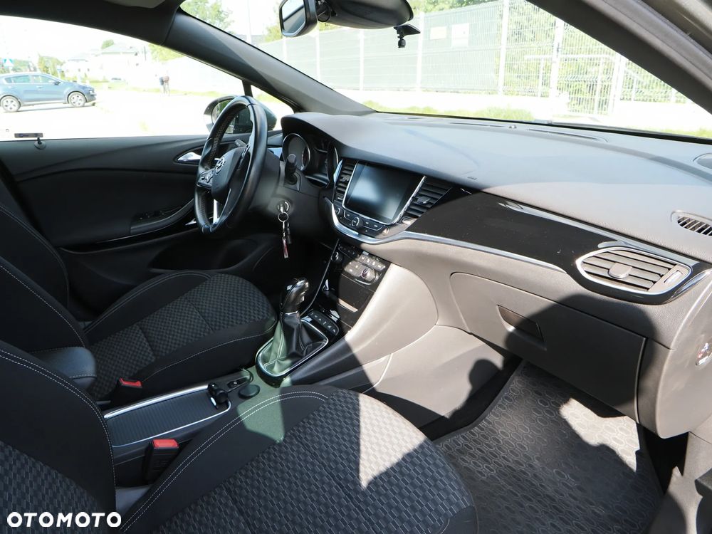 Opel Astra 1.6 T Dynamic S&S - 8