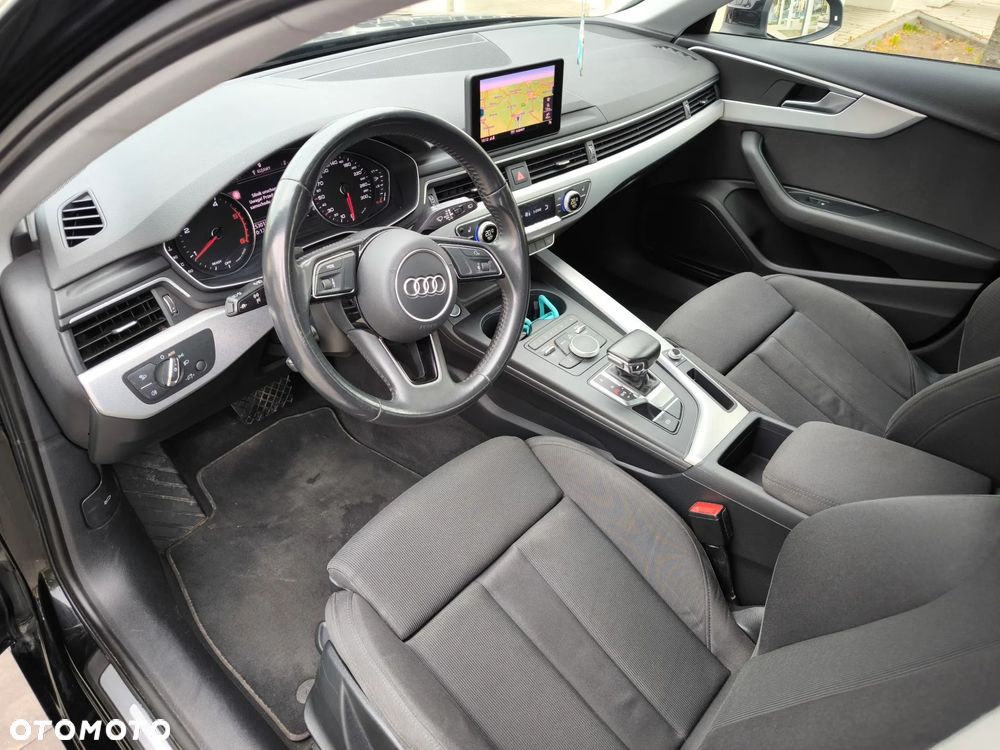 Audi A4 Avant - 8