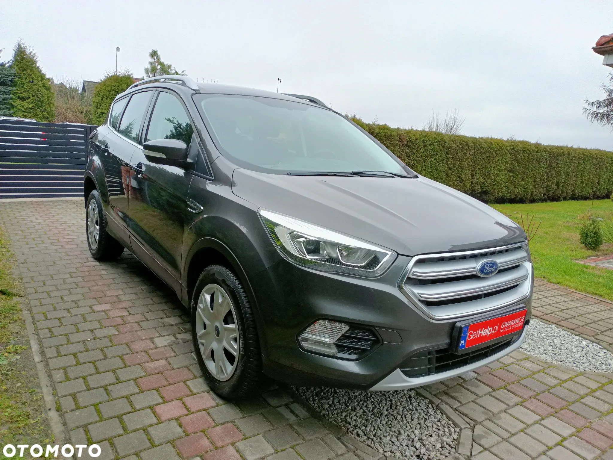 Ford Kuga - 2