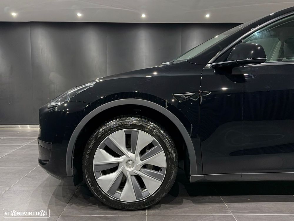 Tesla Model Y Standard - 3