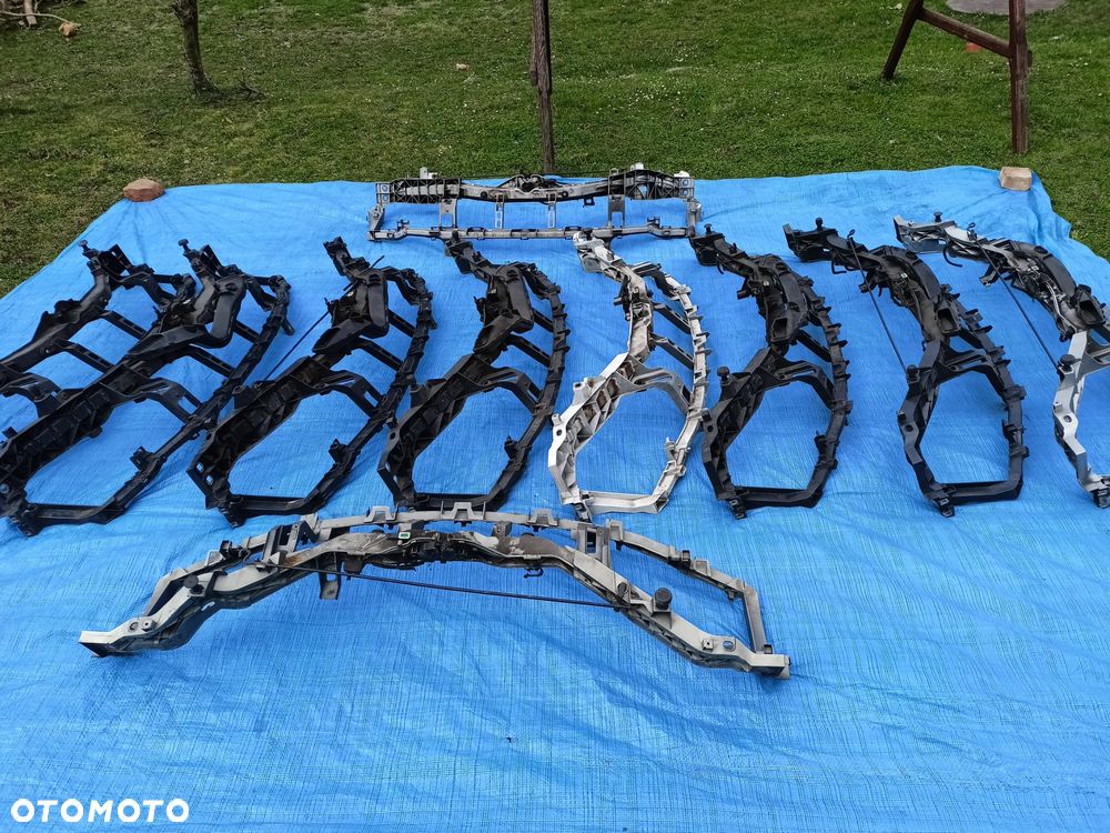 Wzmocnienie pas przedni stelaż   Ford Kuga Mk1  diesel - 9