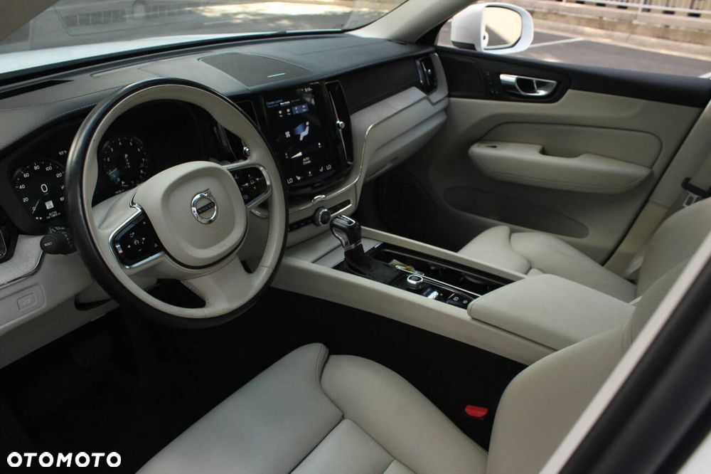 Volvo XC 60 - 13