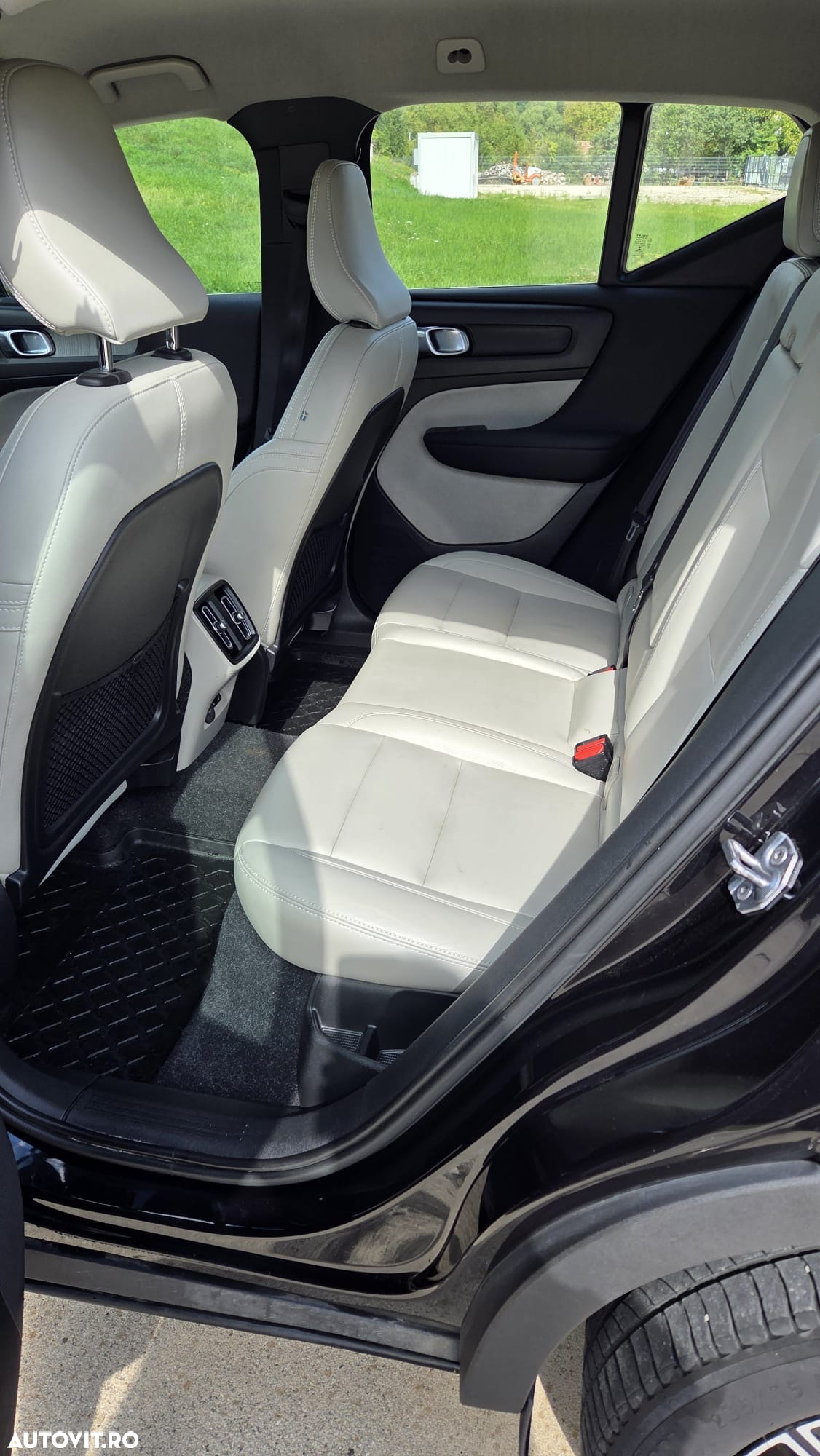 Volvo XC 40 D3 AWD Geartronic Inscription - 6