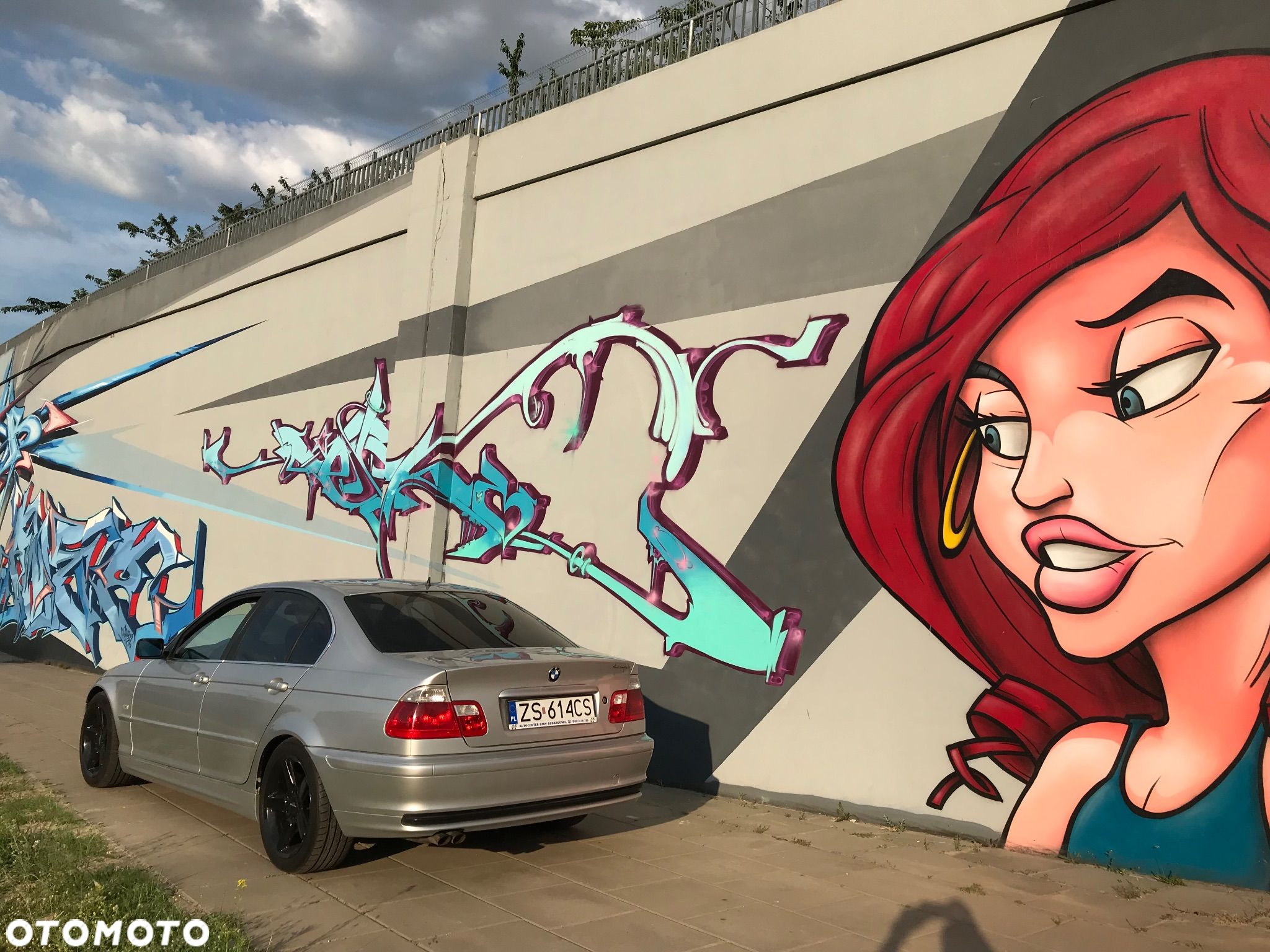 BMW Seria 3 323i - 1