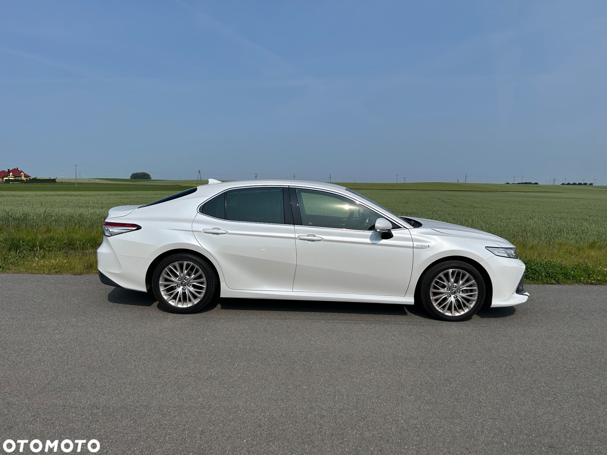 Toyota Camry 2.5 Hybrid Executive CVT - 3