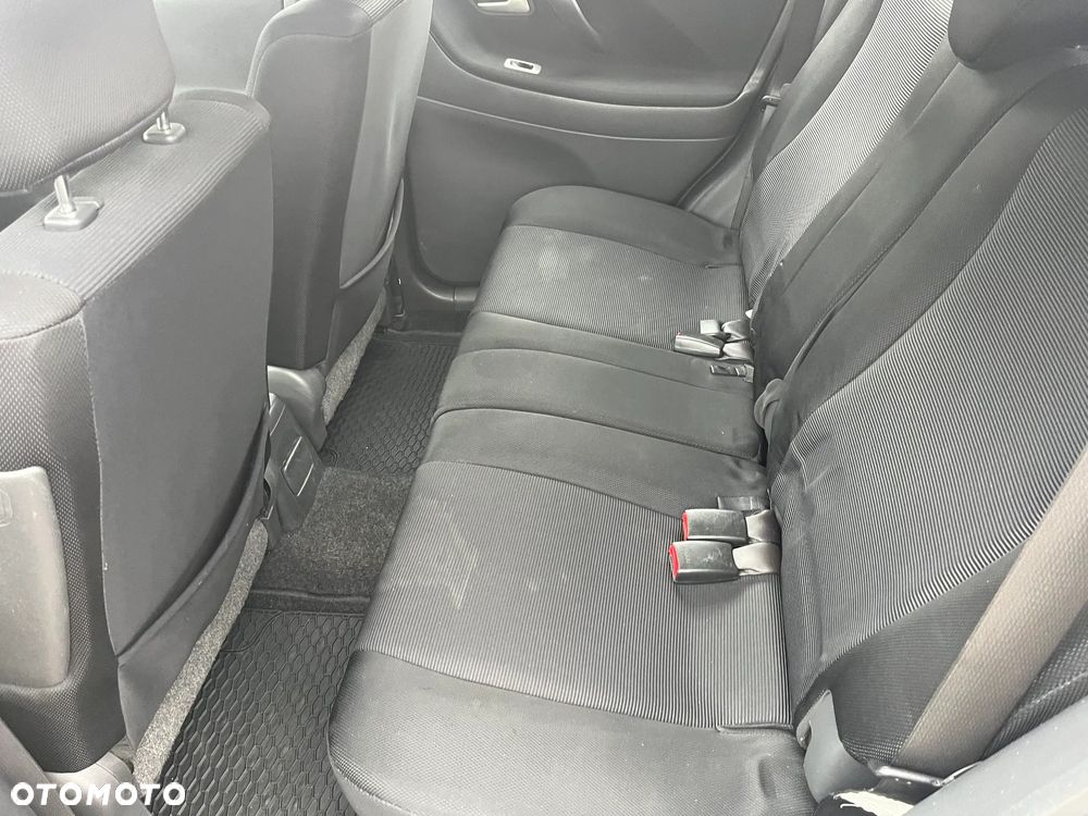 Suzuki Liana - 7