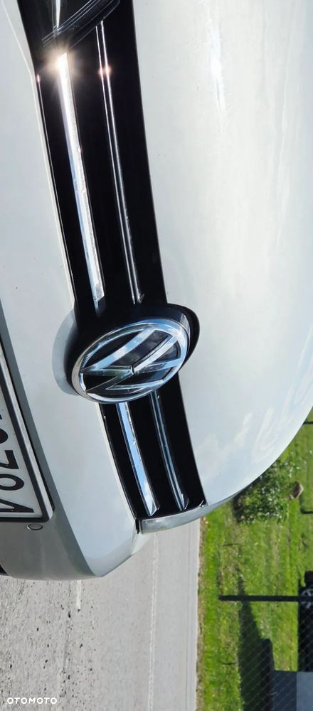 Volkswagen Golf - 6