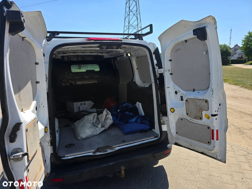 Ford Transit Connect - 12