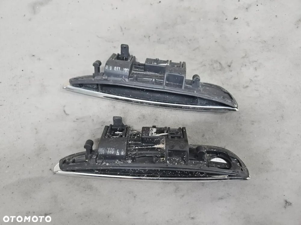 Klamka zewnętrzna prawa przód tył Fiat Croma 2007r Europa oryginalna - 2