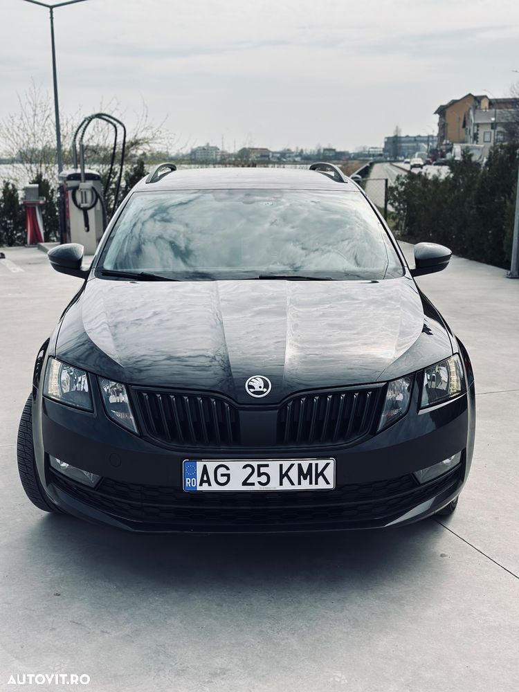 Skoda Octavia 1.6 TDI DSG Ambition - 2