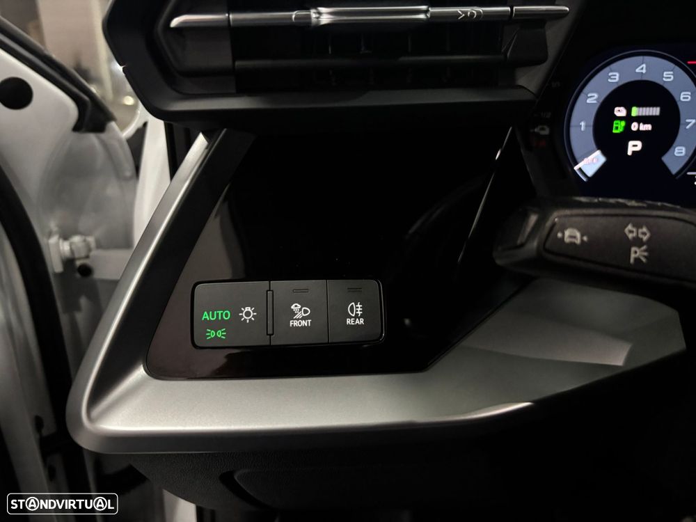 Audi A3 Sportback 45 TFSIe S line - 19