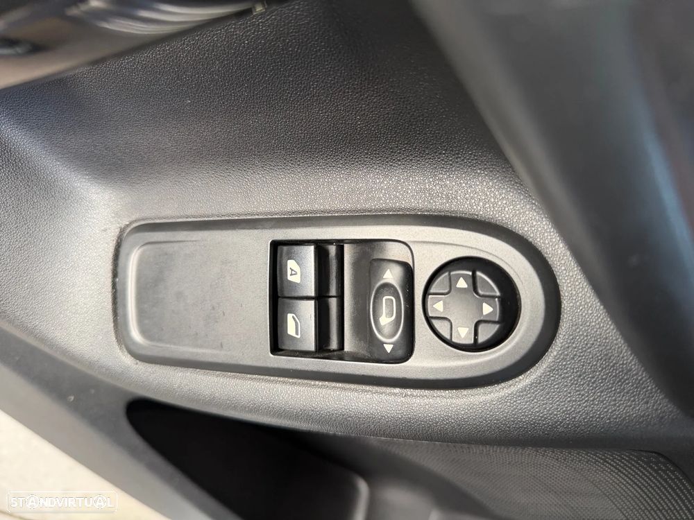 Citroën C3 1.2 PureTech Feel - 15