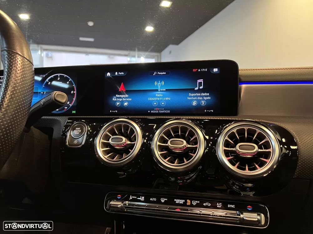 Mercedes-Benz CLA 180 d Shooting Brake AMG Line Aut. - 25