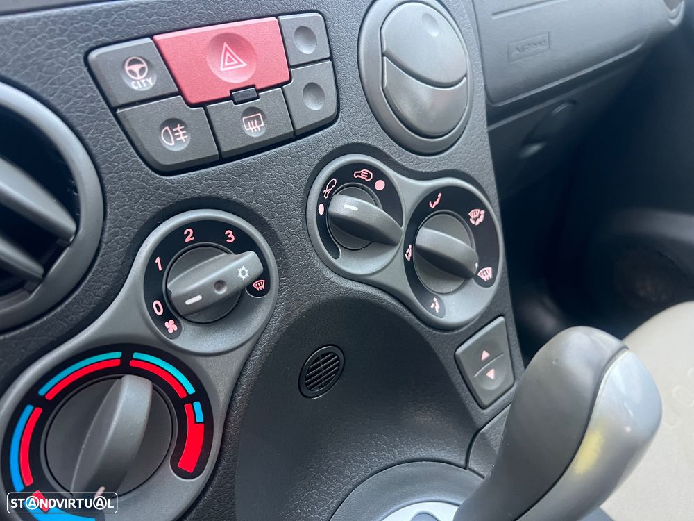 Fiat Panda 1.2 Dynamic Dualogic - 21