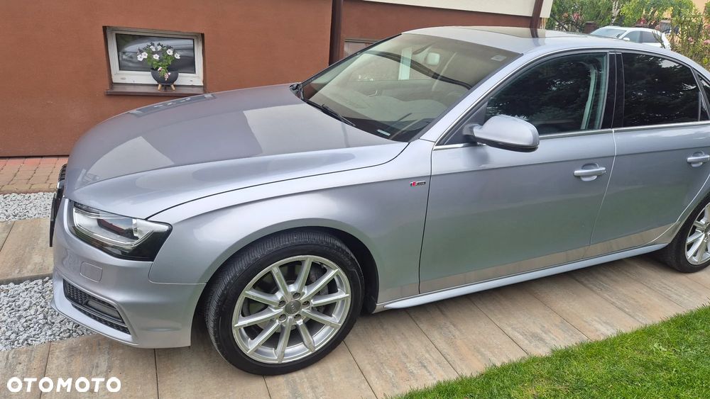 Audi A4 Limousine - 3