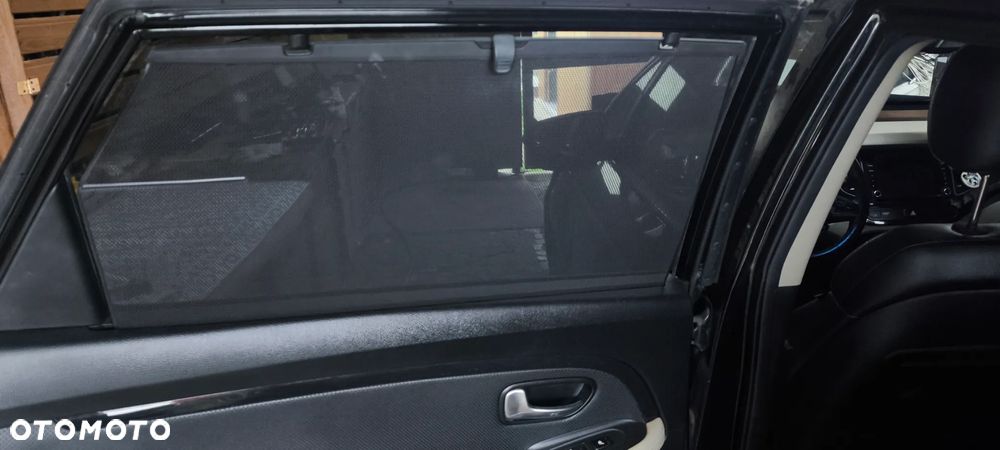 Kia Carens 1.7 CRDi L 7os - 20