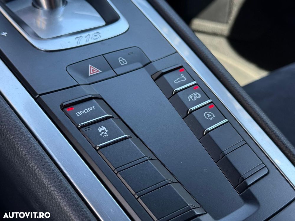 Porsche Cayman 718 PDK - 13