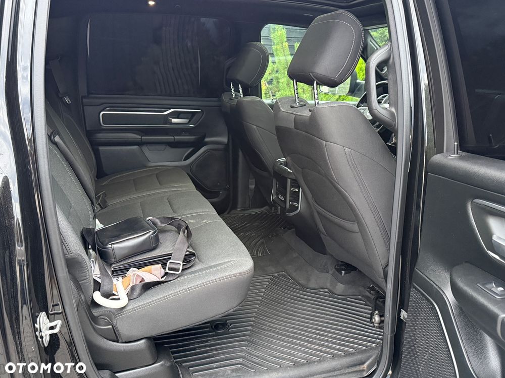 RAM 1500 - 10