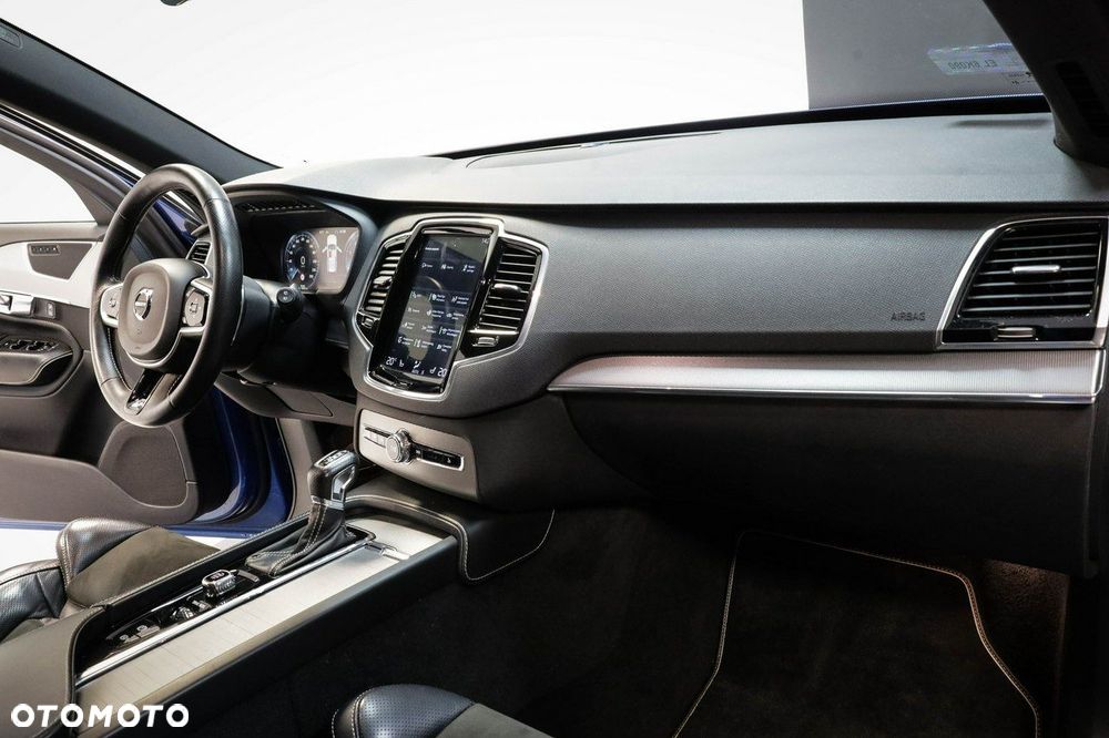 Volvo XC 90 - 27