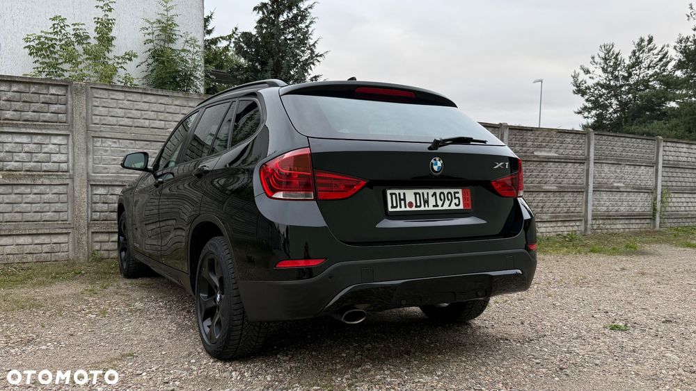 BMW X1 xDrive20d Sport Line - 40