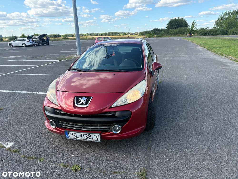 Peugeot 207 1.4 HDi Presence - 2