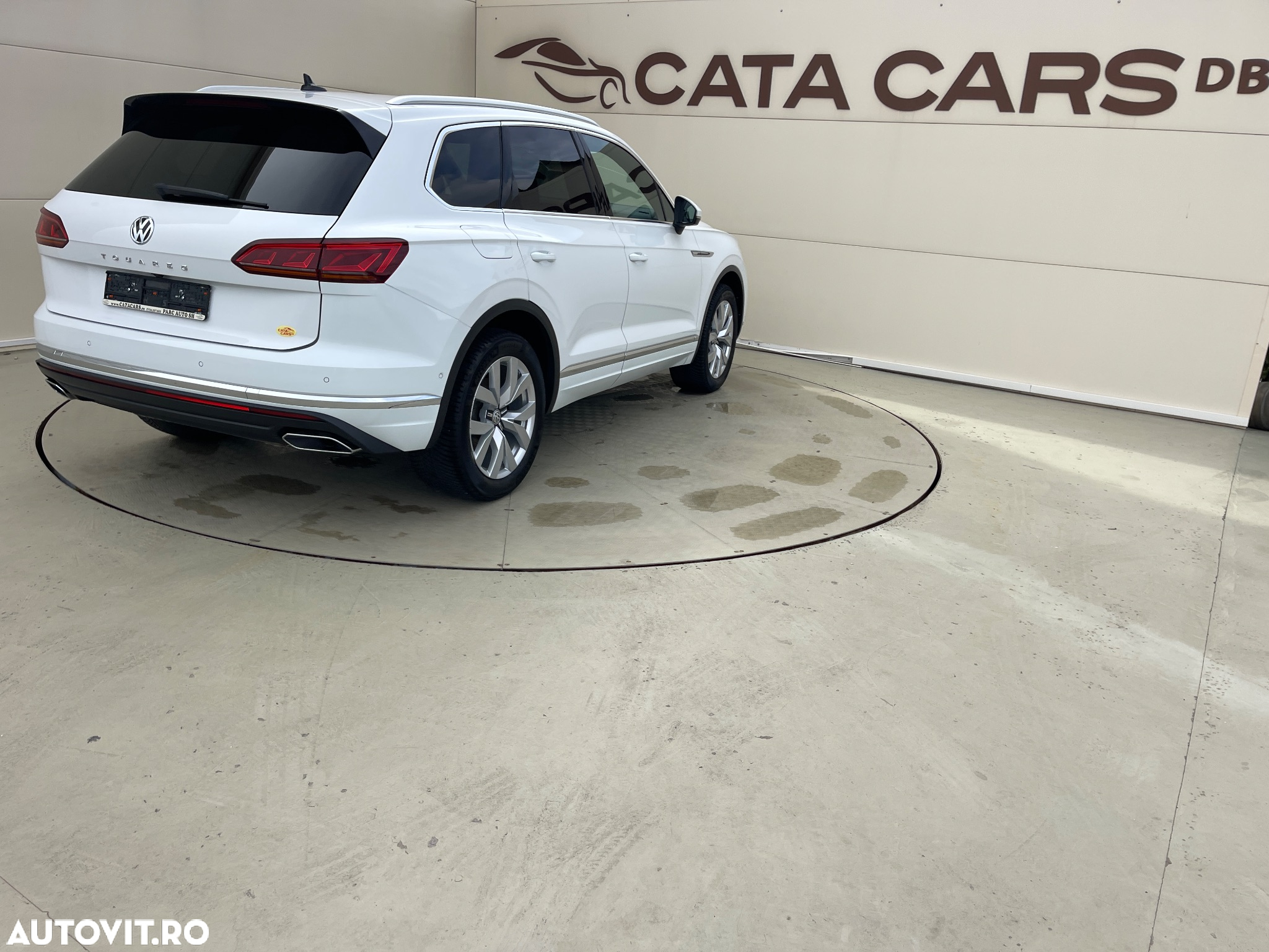 Volkswagen Touareg 3.0 V6 TDI 4Motion DPF Automatik Elegance - 14