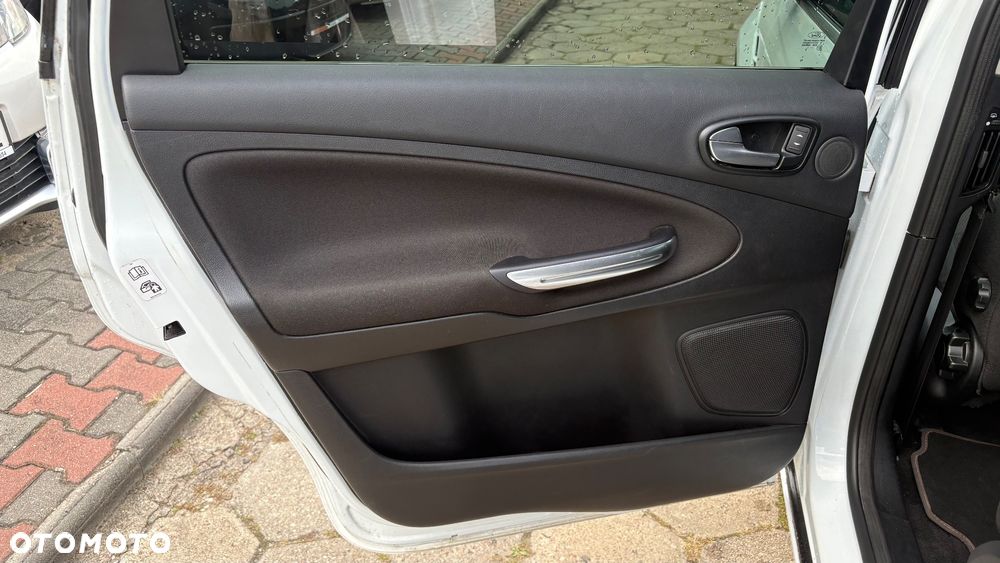 Ford S-Max 2.0 TDCi Titanium - 20