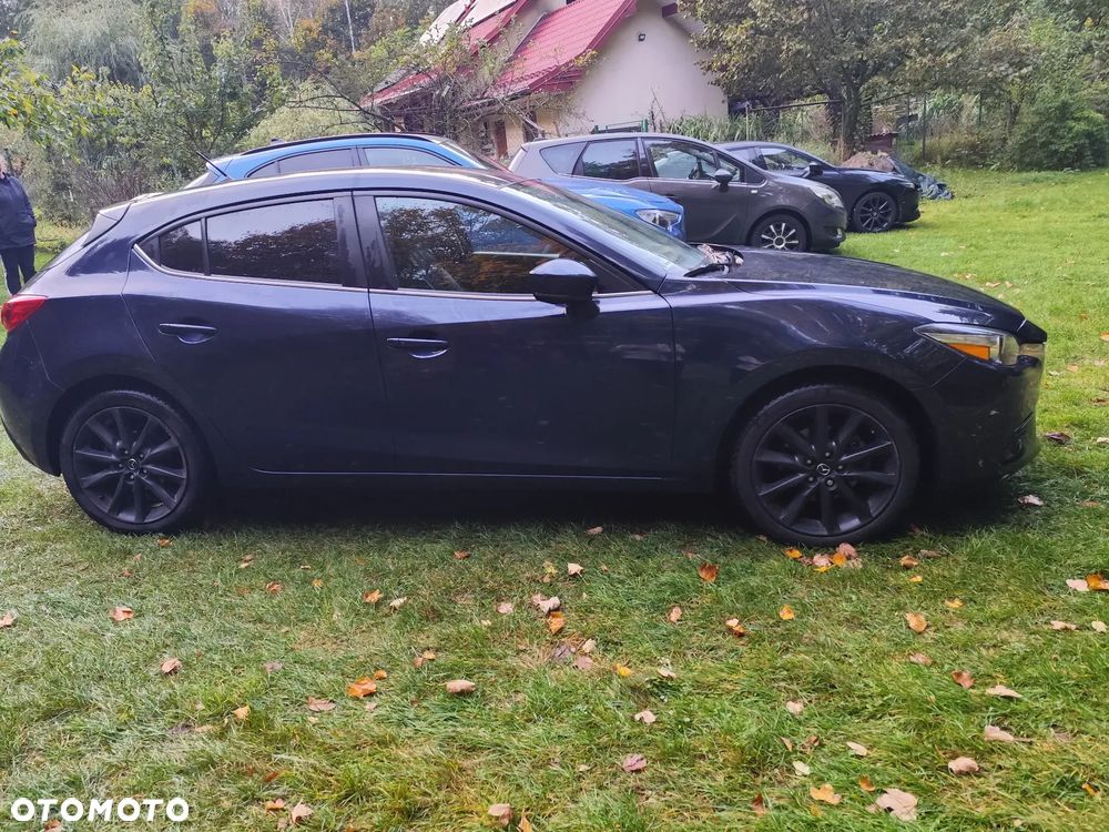Mazda 3 - 2