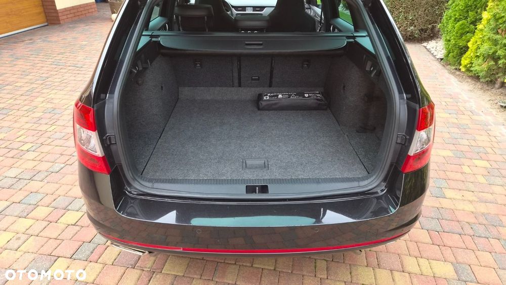 Skoda Octavia 2.0 TDI RS - 27