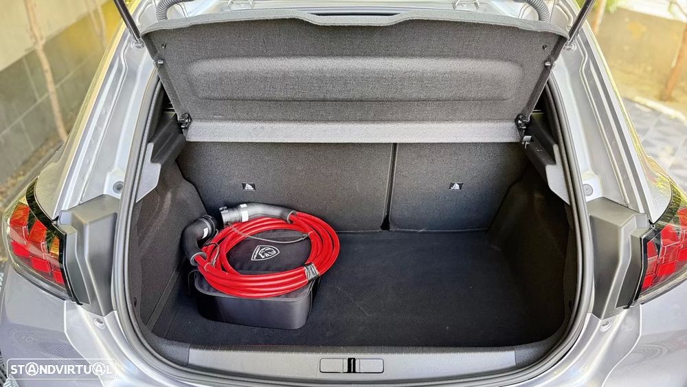 Peugeot e-208 50 kWh Active Pack - 12