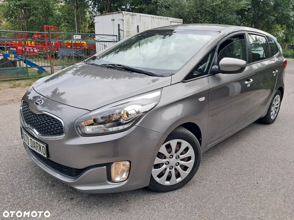 Kia Carens 1.7 CRDi 115 Dream Team Edition - 13