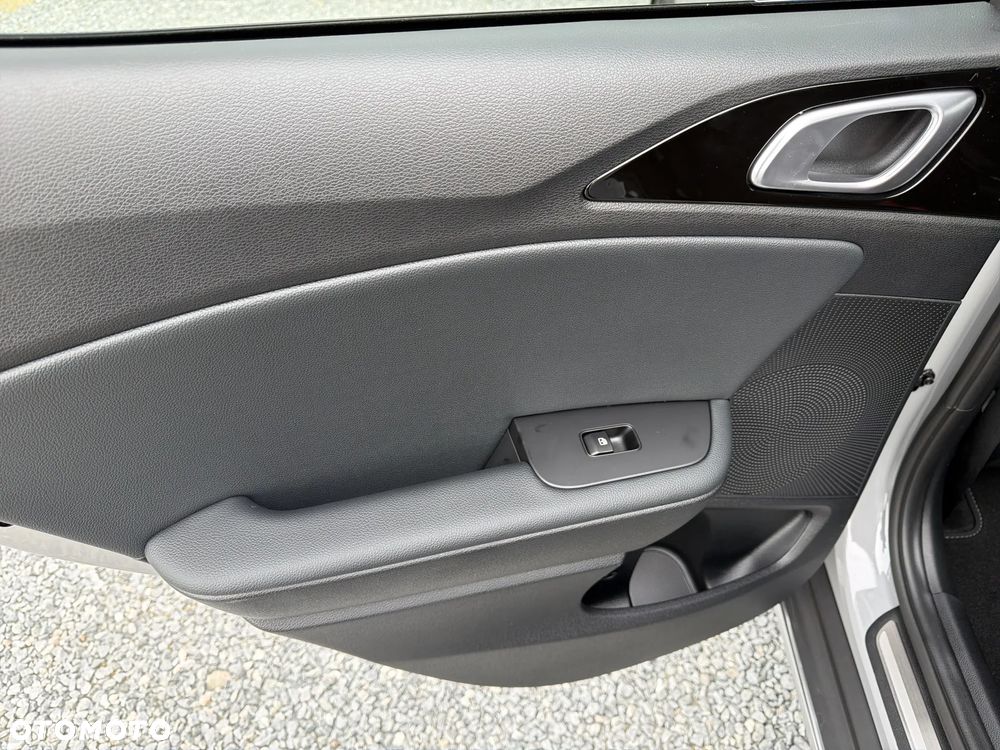 Kia XCeed 1.6 T-GDI Tribute DCT - 16