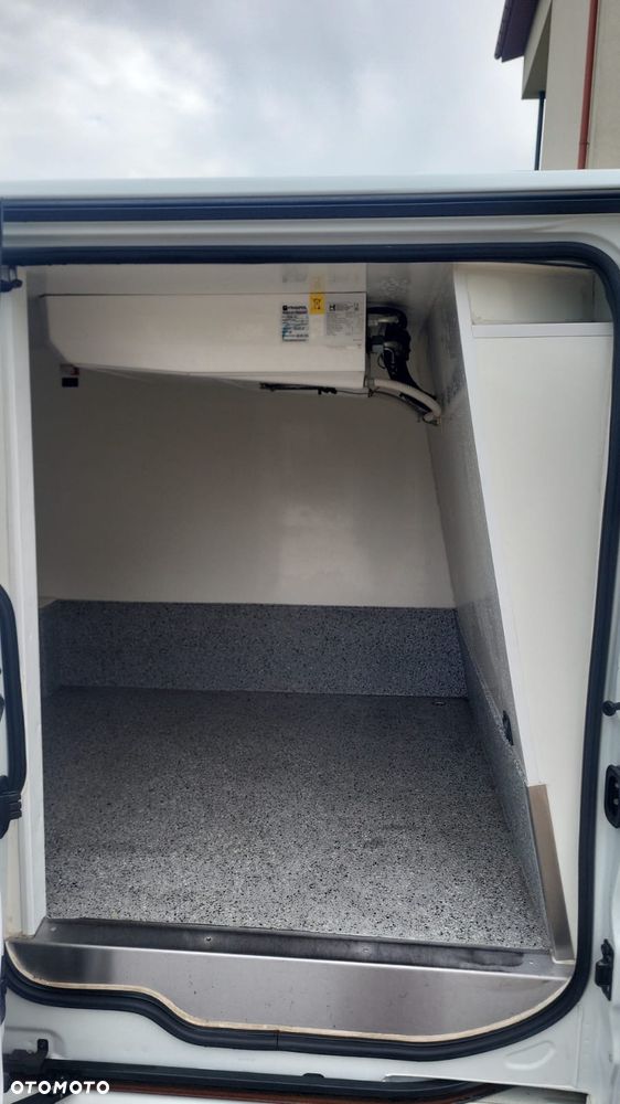Renault Trafic 1,6 dCi 2018 r. Chłodnia - 10