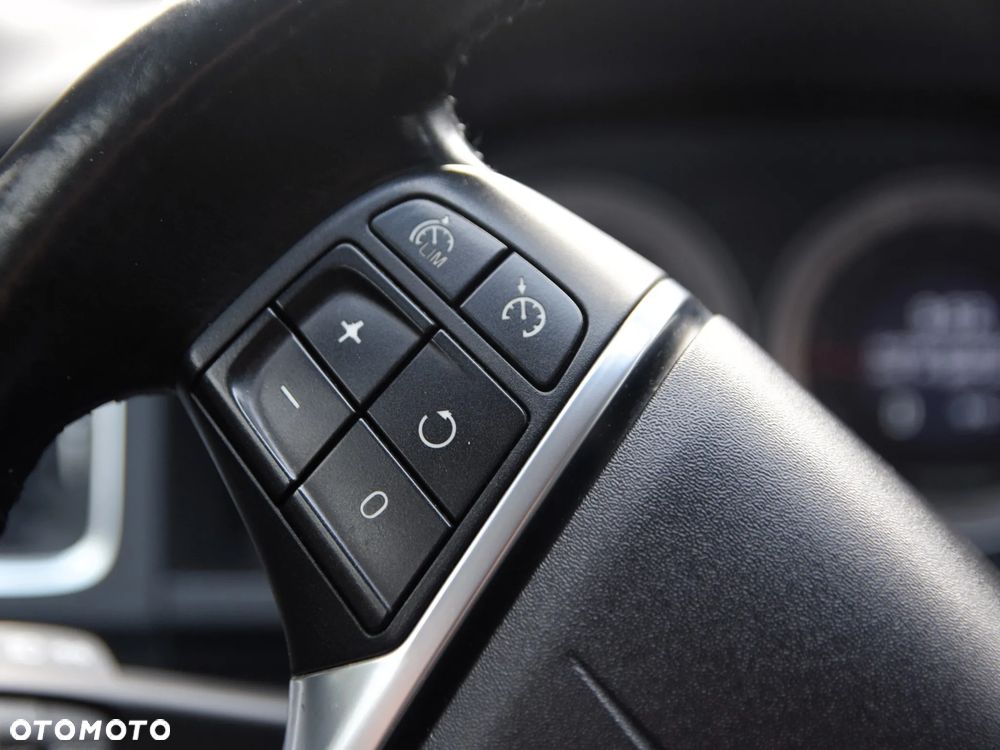 Volvo V60 D4 Geartronic - 17