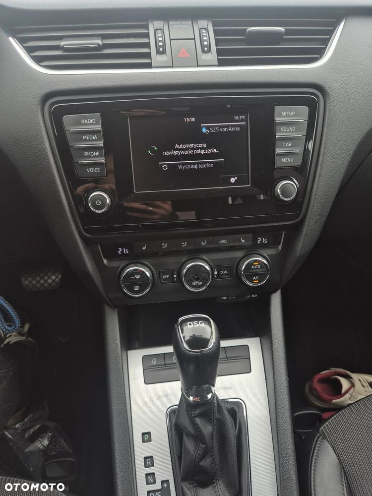 Skoda Octavia 1.6 TDI DPF DSG Elegance - 12