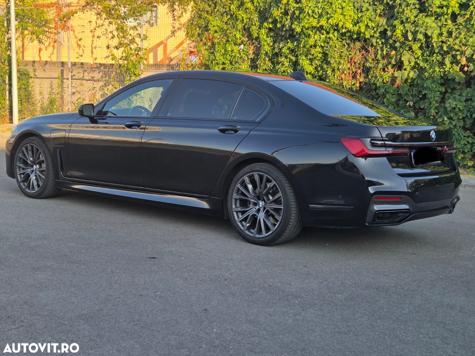 BMW Seria 7 745Le AT PHEV - 6