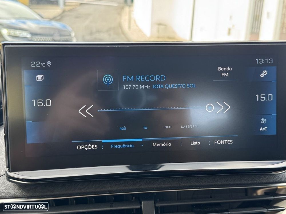 Peugeot 3008 1.2 PureTech Allure EAT8 - 22