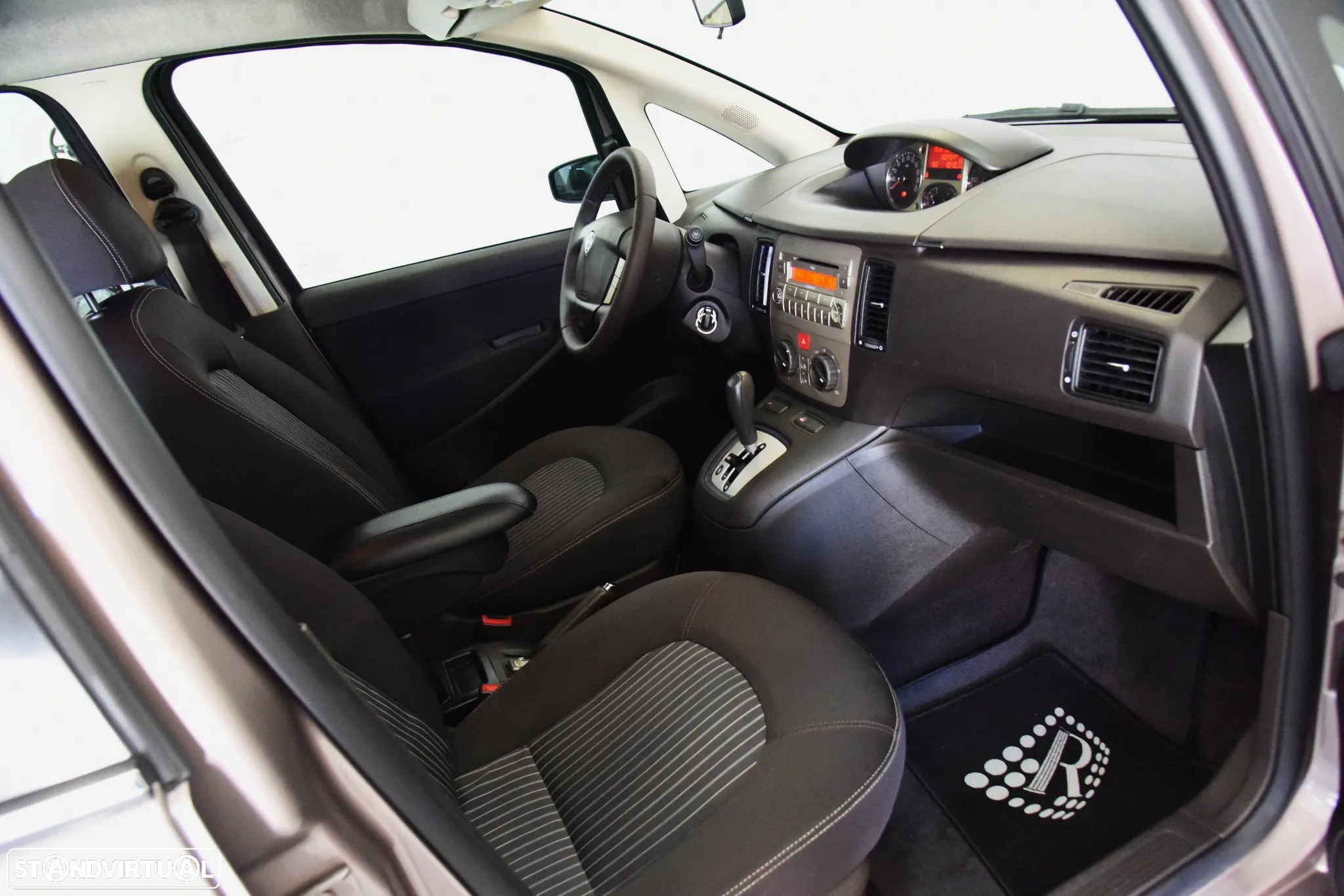 Lancia Musa 1.3 16V M-jet Platino - 18