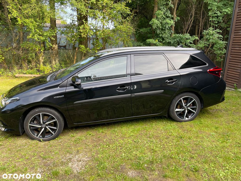 Toyota Auris 1.8 VVT-i Hybrid Automatik Edition-S - 2