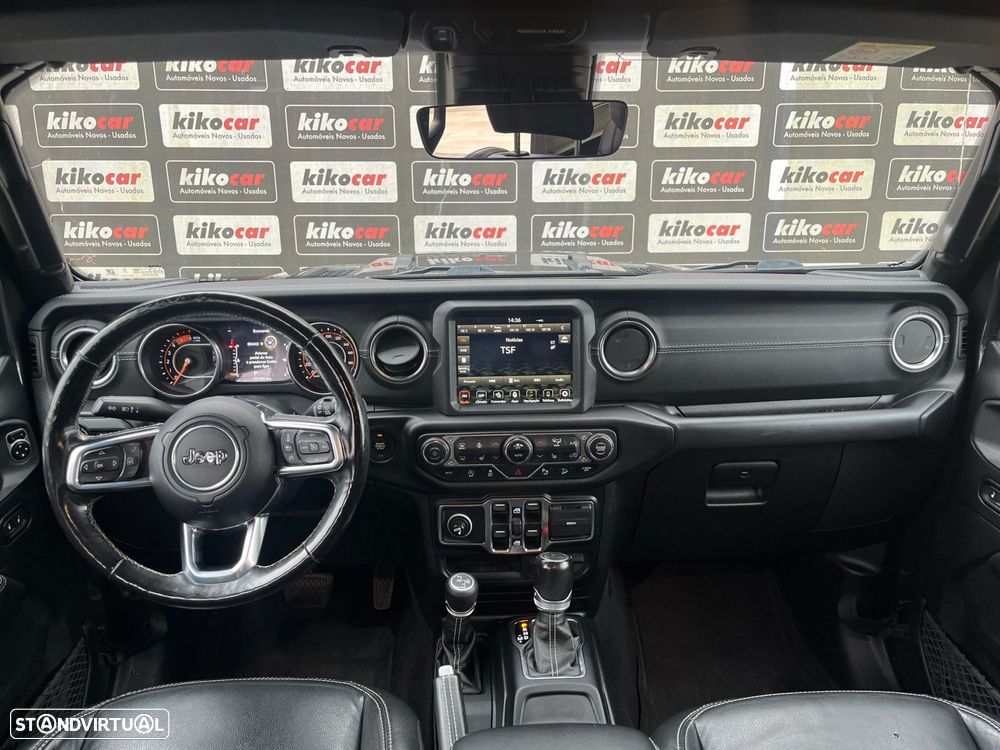 Jeep Wrangler Unlimited 2.2 CRDi AWD Auto Sky One-Touch Sahara - 36