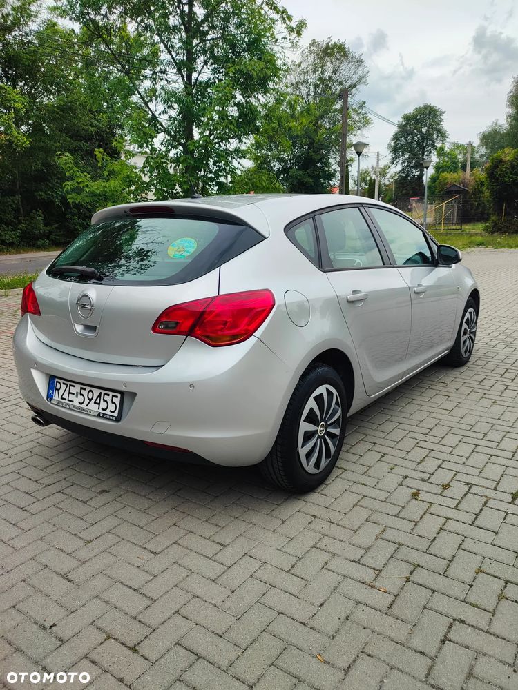Opel Astra 1.4 Turbo - 5