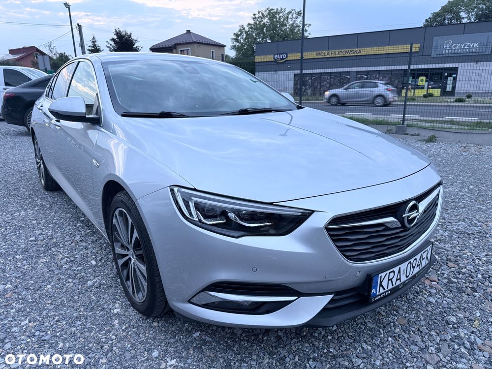Opel Insignia - 11