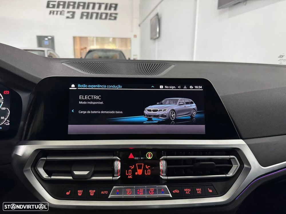 BMW 330 e Touring Pack M Auto - 43