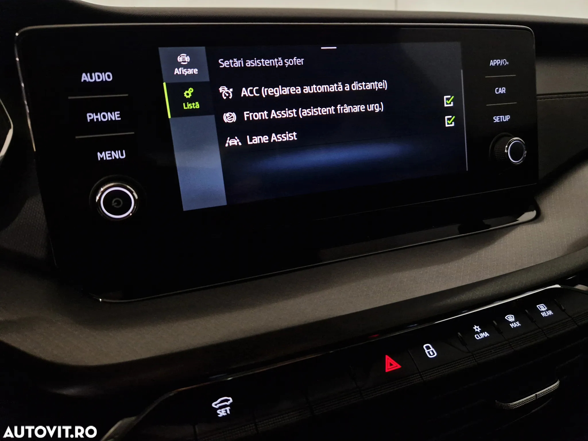 Skoda Octavia 2.0 TDI DSG Ambition - 23